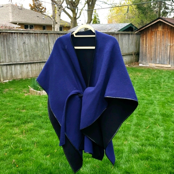 Ann Taylor Jackets & Blazers - Ann Taylor cape